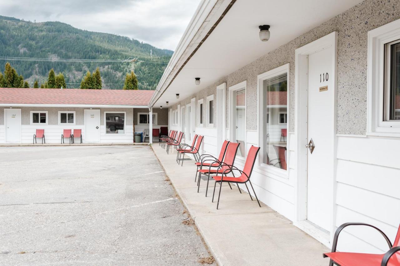 Paradise Motel Sicamous Exterior foto